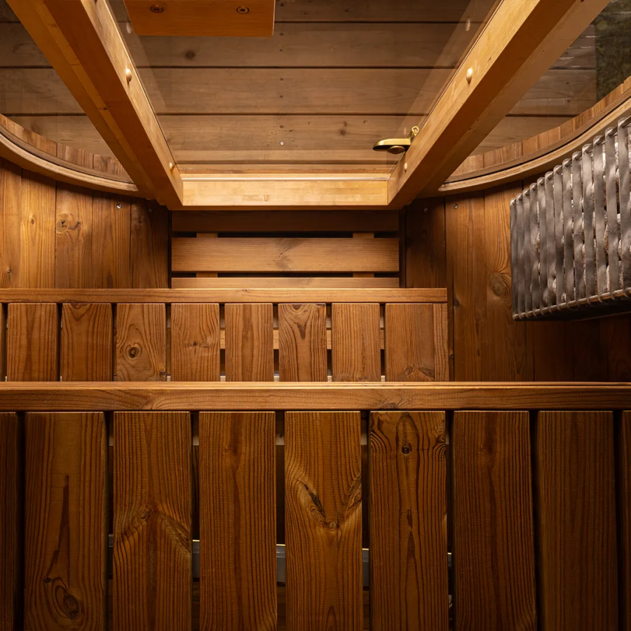 Auris 1 — Luxury Outdoor Cedar Sauna